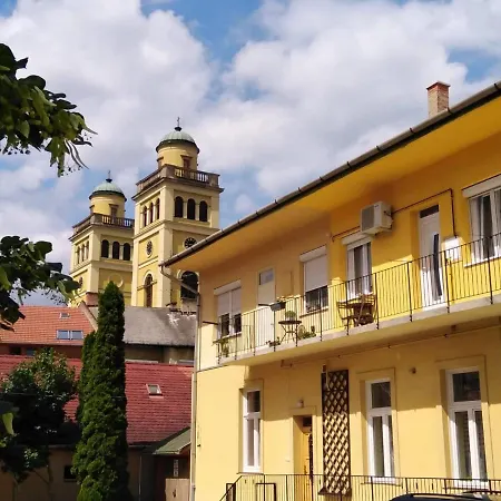 Zora Apartman *